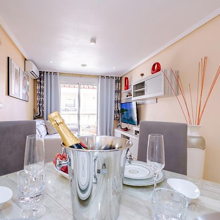Deluxe Apartment Playa Del Cura Торрев'єха Екстер'єр фото
