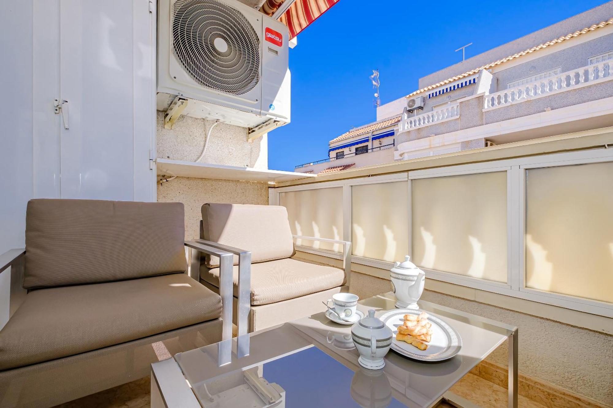 Deluxe Apartment Playa Del Cura Торрев'єха Екстер'єр фото