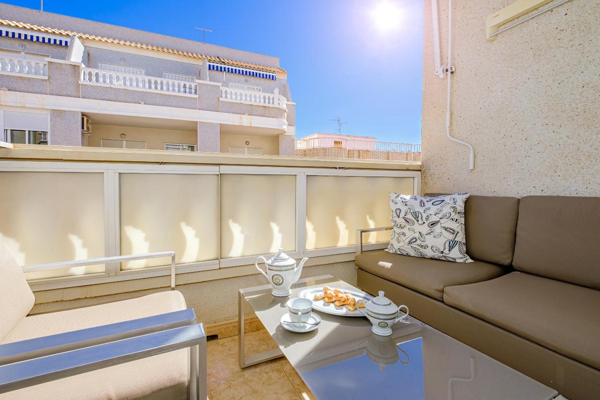 Deluxe Apartment Playa Del Cura Торрев'єха Екстер'єр фото