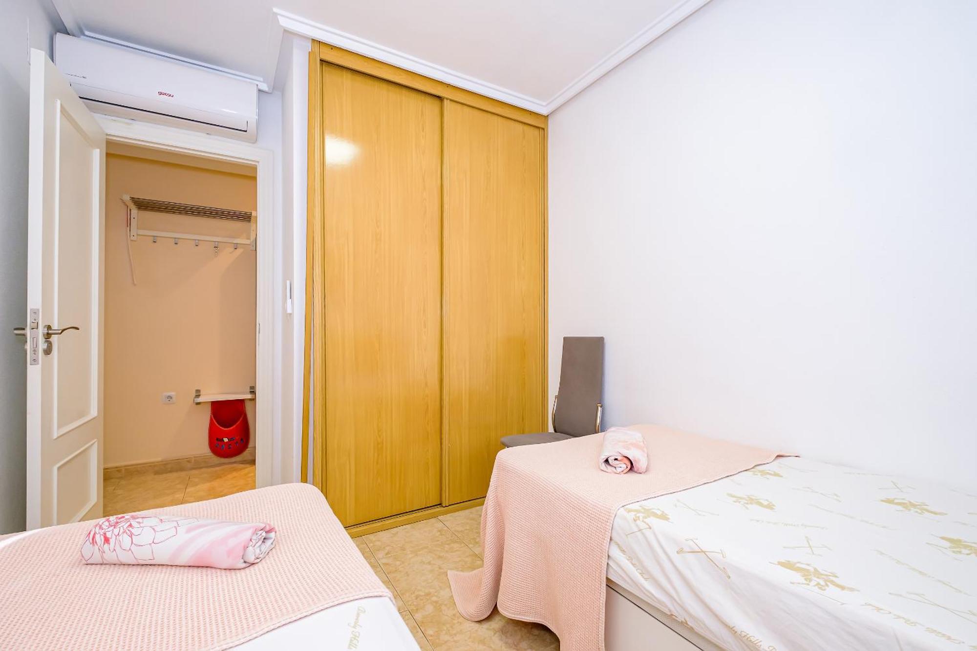 Deluxe Apartment Playa Del Cura Торрев'єха Екстер'єр фото