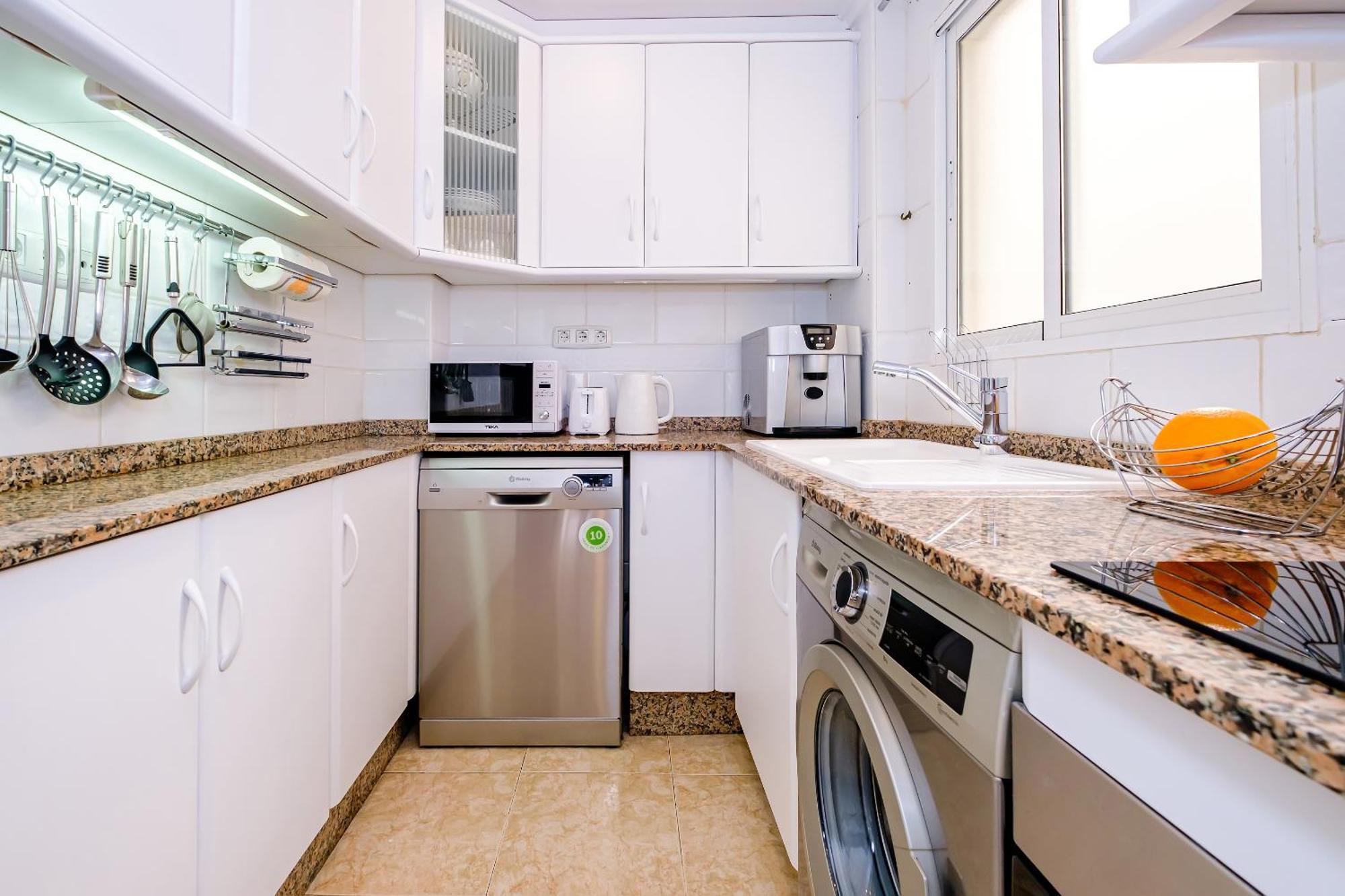 Deluxe Apartment Playa Del Cura Торрев'єха Екстер'єр фото