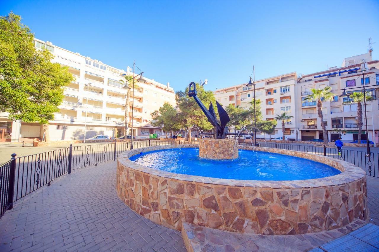 Deluxe Apartment Playa Del Cura Торрев'єха Екстер'єр фото